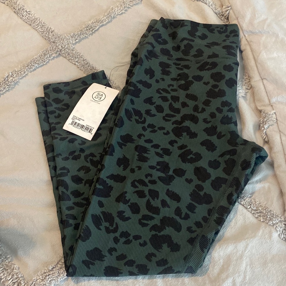Sage Collective yoga pants